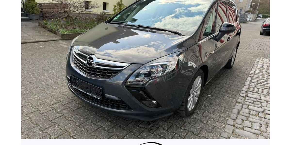 Opel Zafira 120.000 km 10.599 &euro; Paderborn 33100