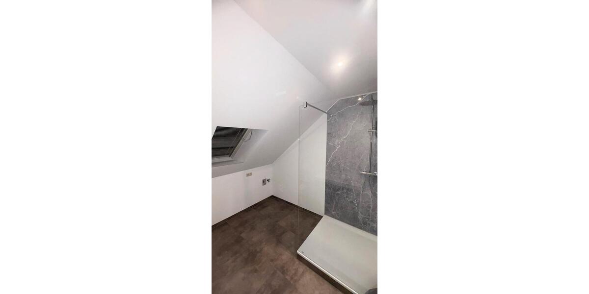 Etagenwohnung Salzwedel - 4 Zimmer, 120 m&sup2;, 610&euro; | Angebot:26382356
