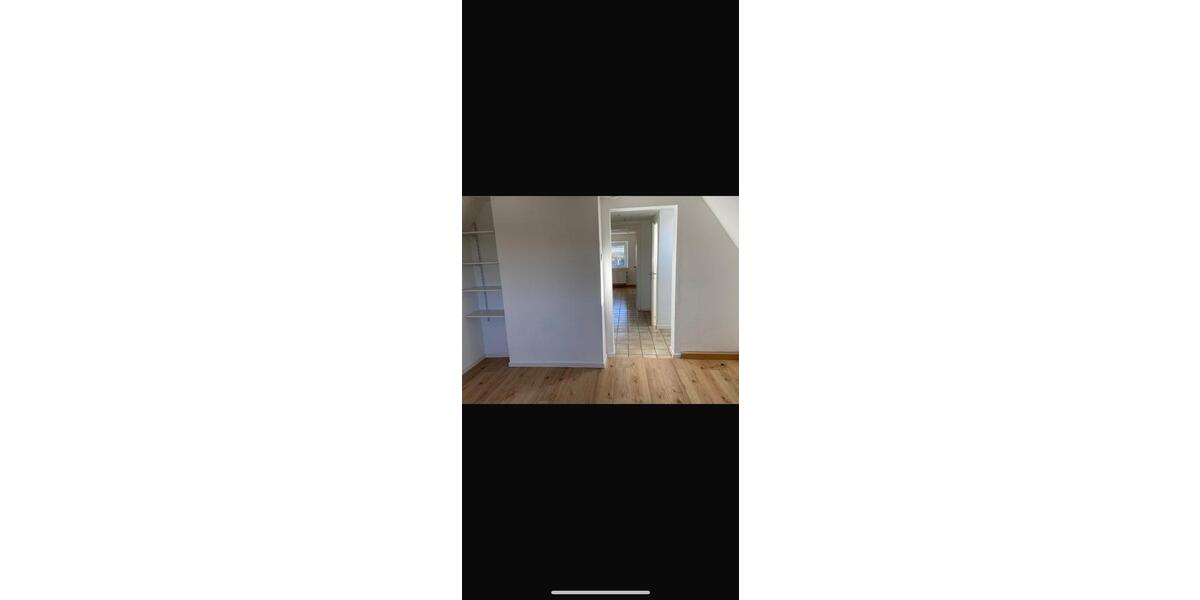 Dachgeschoßwohnung Kleinblittersdorf - 2 Zimmer, 37 m&sup2;, 270&euro; | Angebot:25408156