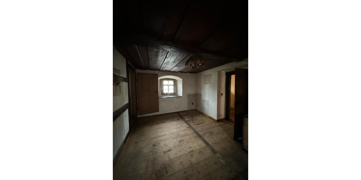 Einfamilienhaus Pößneck - 4 Zimmer, 90 m&sup2;, 57.000&euro; | Angebot:27097695