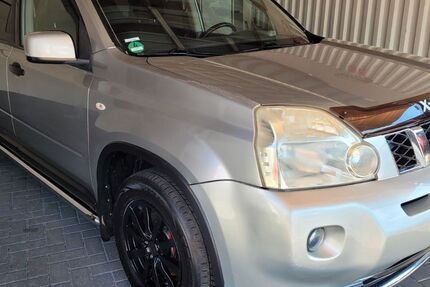 Nissan X-Trail 236.000 km 5.900 &euro; Berlin 12277