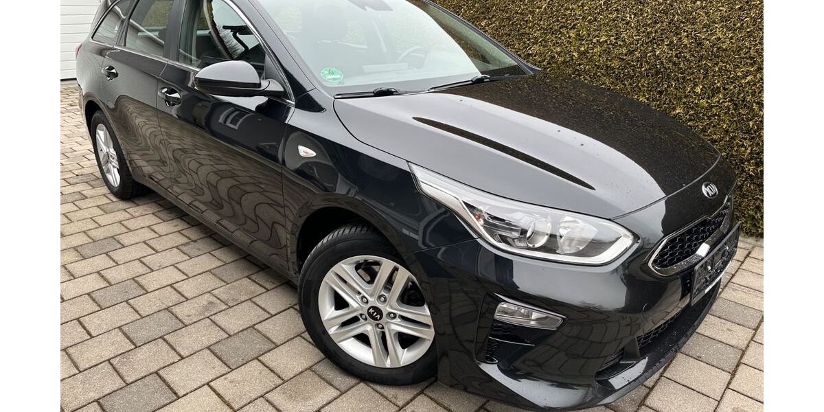 Kia ceed Sportswagon 125.000 km 11.990 &euro; Dinkelscherben 86424
