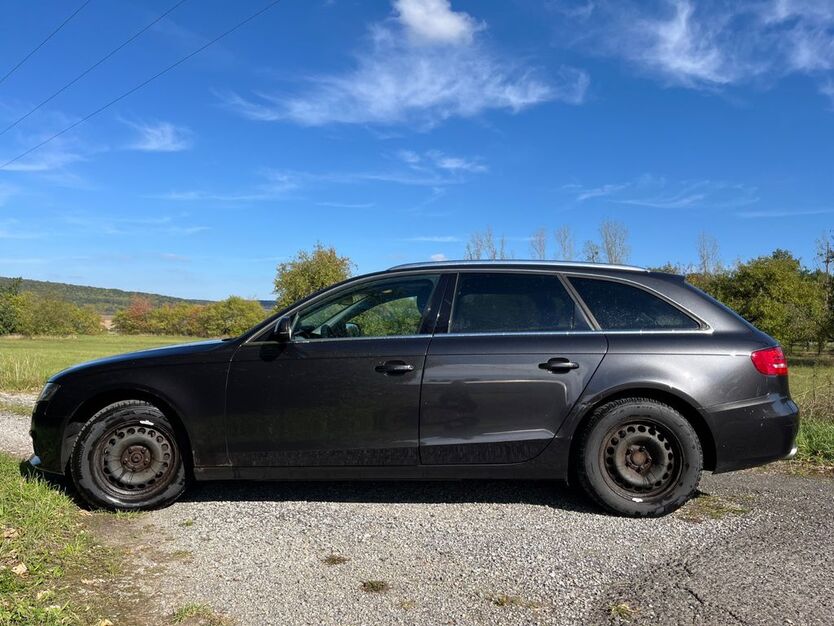 Audi A4 330.401 km 7.999 € Grabfeld 98631