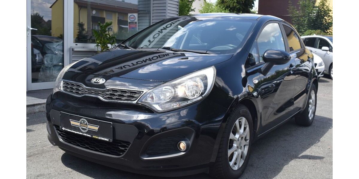 Kia Rio 118.000 km 5.900 &euro; Nürnberg 90451
