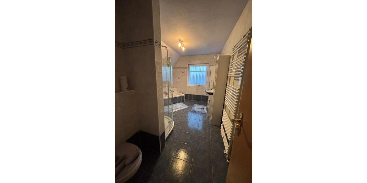 Doppelhaushälfte Varel - 4 Zimmer, 113 m&sup2;, 240.000&euro; | Angebot:25883175