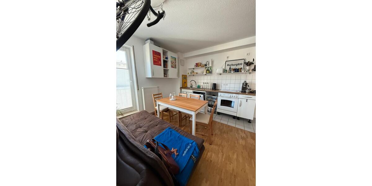 Etagenwohnung Marburg - 3 Zimmer, 53 m&sup2;, 1.040&euro; | Angebot:25401894