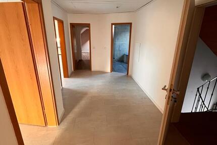 Wohnung Greding - 3 Zimmer, 75 m&sup2;, 1.055&euro; | Angebot:25403374