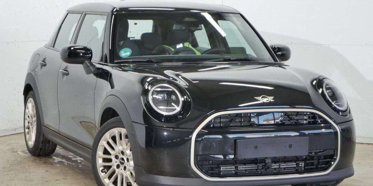 Mini Cooper 10.700 km 27.490 &euro; Michelfeld 74545