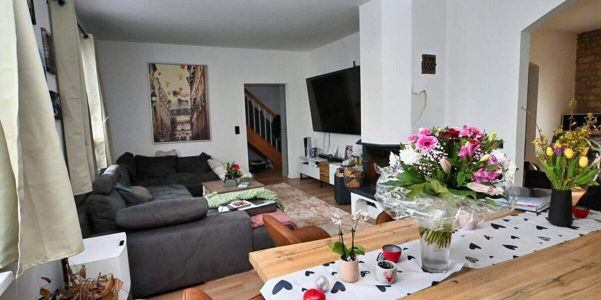 Doppelhaushälfte Möckern - 6 Zimmer, 160 m&sup2;, 250.000&euro; | Angebot:25899381