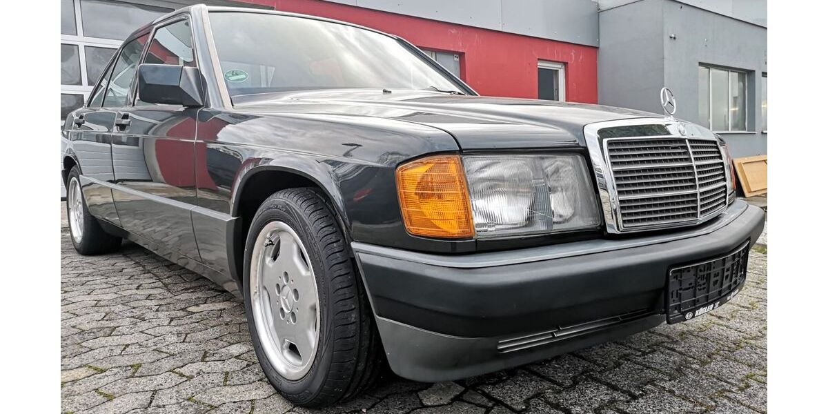 Mercedes-Benz 190 185.800 km 7.900 &euro; Rosbach 61191