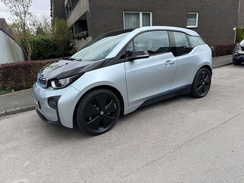 i3