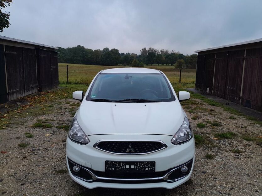 Mitsubishi Space Star 49.621 km 9.499 € Dresden OT Weixdorf 01108