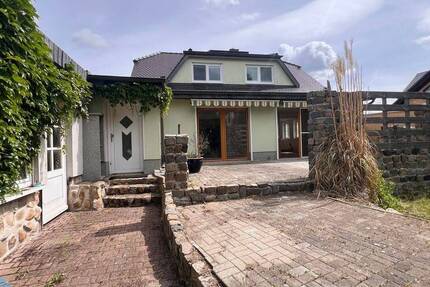 Haus Stendal - 5 Zimmer, 142 m&sup2;, 399.000&euro; | Angebot:26851467