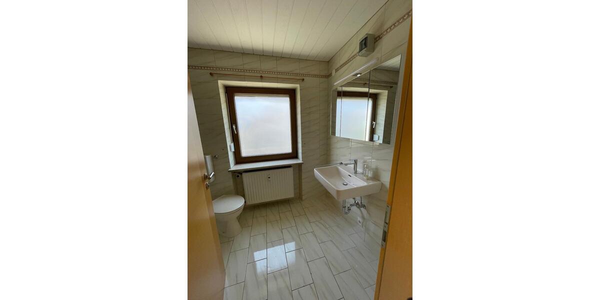 Einfamilienhaus Raubling - 4 Zimmer, 118 m&sup2;, 1.300&euro; | Angebot:26227865