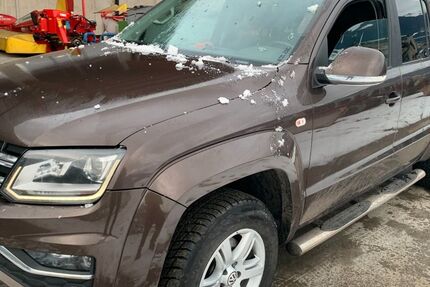 VW Amarok 301.000 km 16.390 &euro; Lenggries,Fleck 83661