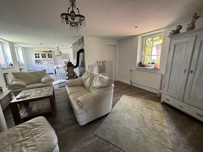 MAJESTÄTISCH WOHNEN MIT WEITBLICK - Mehrfamilienhaus, Wohnhaus Gleichen | Angebot:25551108