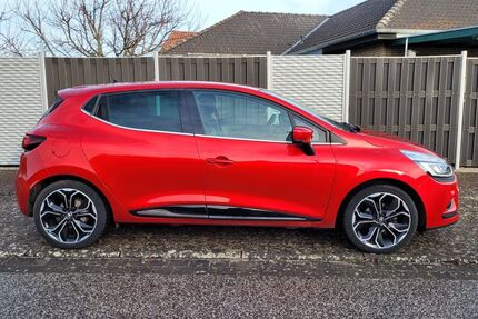 Renault Clio 47.850 km 10.250 &euro; Hamburg 21037