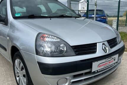 Renault Clio 154.844 km 2.499 &euro; Krostitz 04509