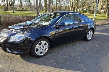Opel Insignia 151.000 km 6.999 € Schwalbach am Taunus 65824