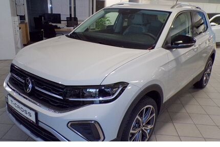 VW T-Cross 9.975 km 28.970 € Lennestadt 57368