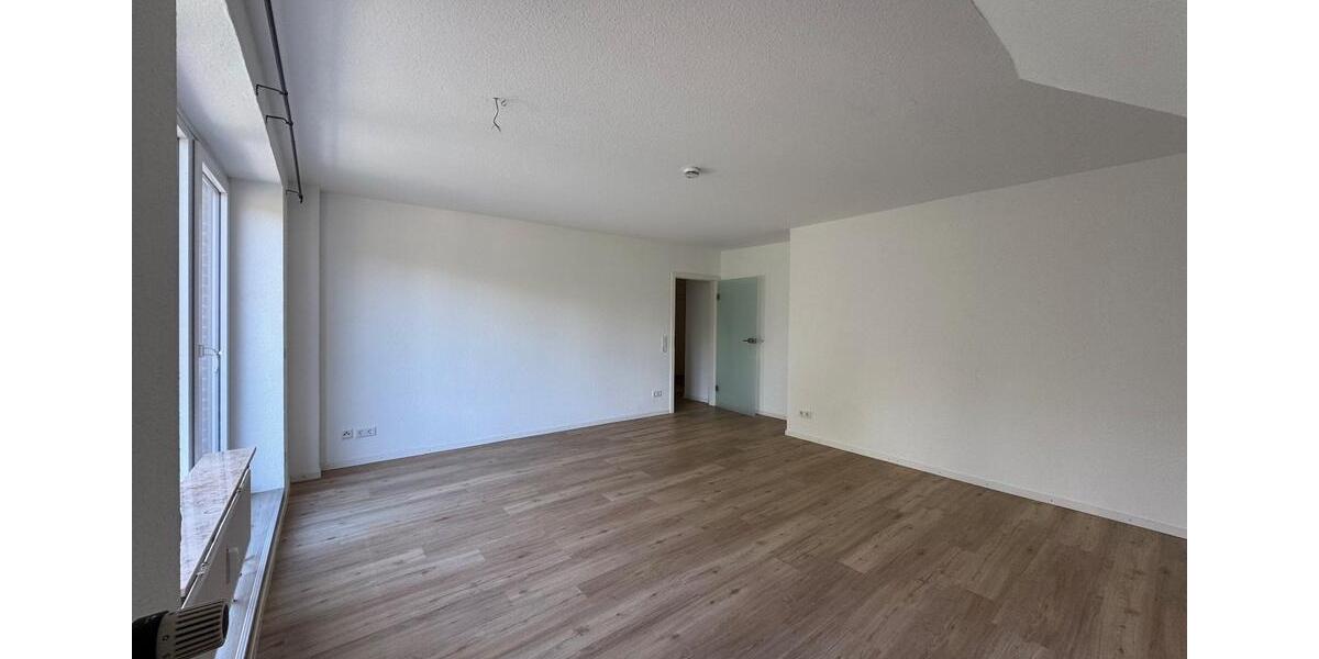 Dachgeschoßwohnung Flensburg Fruerlund - 2 Zimmer, 62 m&sup2;, 175.000&euro; | Angebot:27443966