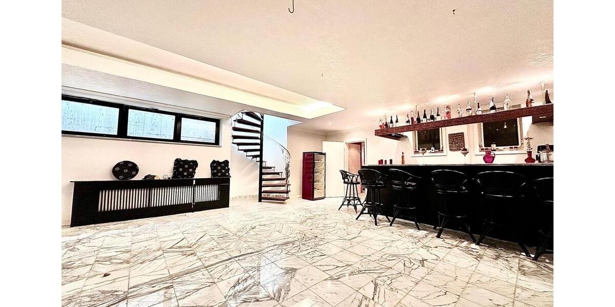 Erdgeschoßwohnung Wuppertal Gemarkung Barmen - 5 Zimmer, 280 m&sup2;, 3.300&euro; | Angebot:24854743