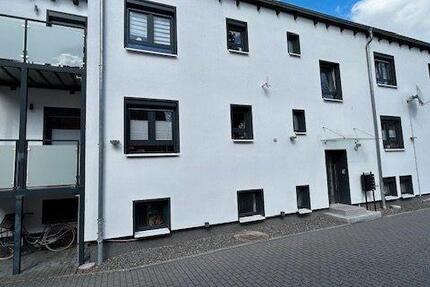 Wohnung Bad Nenndorf - 2 Zimmer, 77 m&sup2;, 800&euro; | Angebot:26050331