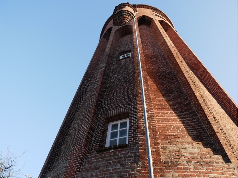 Büros! Historischer, atemberaubender Wasserturm in 25541 Brunsbüttel zu verkaufen. zimmer