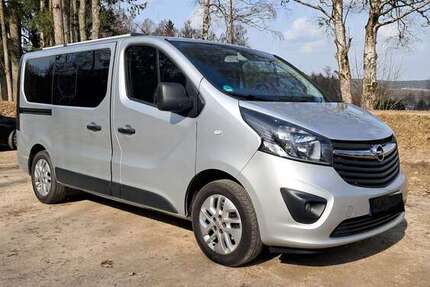 Opel Vivaro 130.000 km 16.900 &euro; Kirchenlamitz 95158