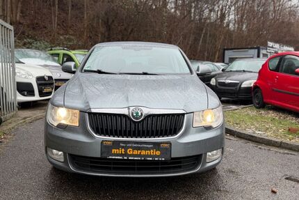 Skoda Superb 228.099 km 2.499 &euro; Essen 45145