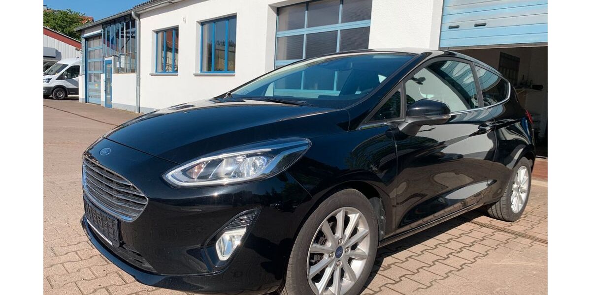Ford Fiesta 131.014 km 7.300 &euro; Herleshausen 37293
