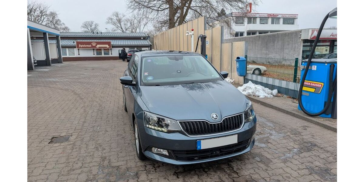 Skoda Fabia 178.800 km 6.700 &euro; Hamburg 22761