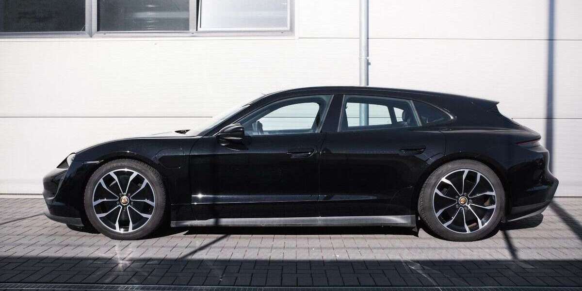 Porsche Taycan 32.600 km 69.900 &euro; Holzwickede 59439