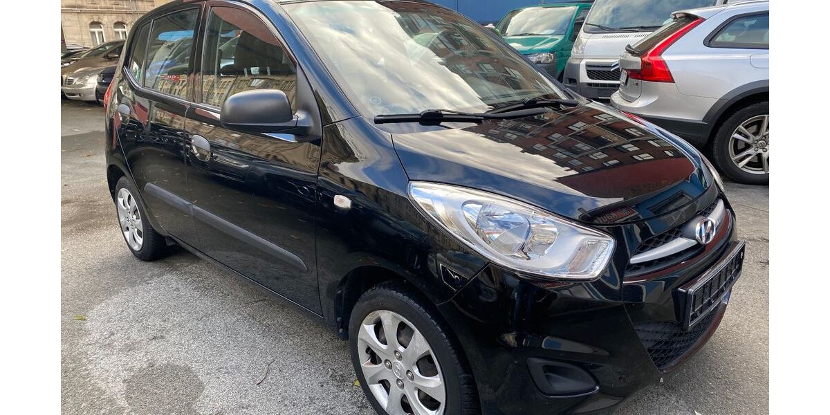 Hyundai i10 68.425 km 2.990 &euro; Fürth ( bei Nürnberg ) 90762