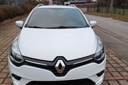 Renault Clio 196.000 km 4.500 &euro; ILMENAU 98694