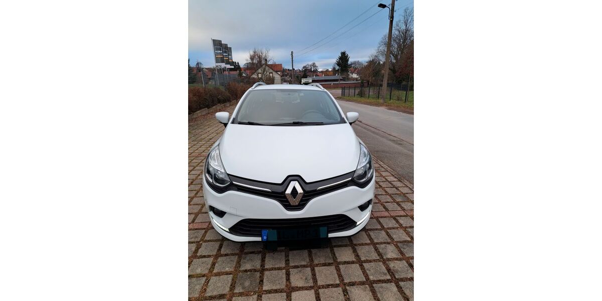 Renault Clio 196.000 km 4.500 &euro; ILMENAU 98694