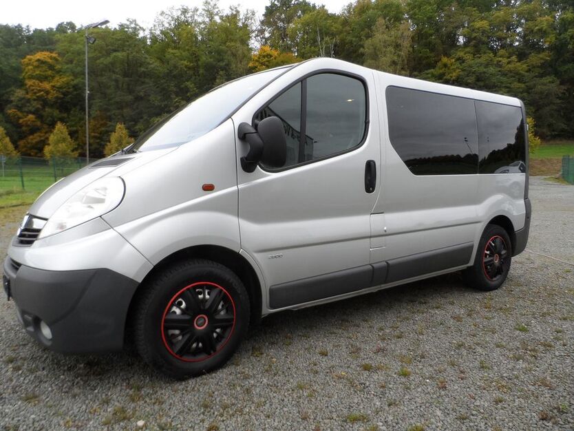 Opel Vivaro 155.414 km 9.950 € Niederschmalkalden 98574