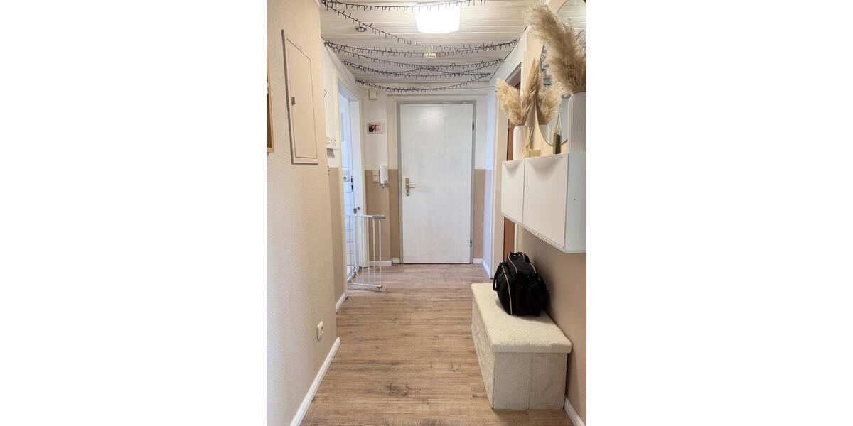 Dachgeschoßwohnung Wurster Nordseeküste - 3 Zimmer, 70 m&sup2;, 600&euro; | Angebot:25444403