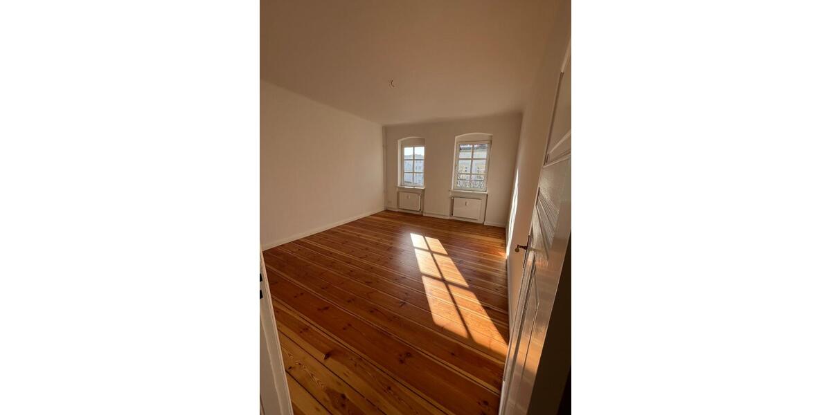 Etagenwohnung Bernau bei Berlin - 2 Zimmer, 70 m&sup2;, 985&euro; | Angebot:25354968