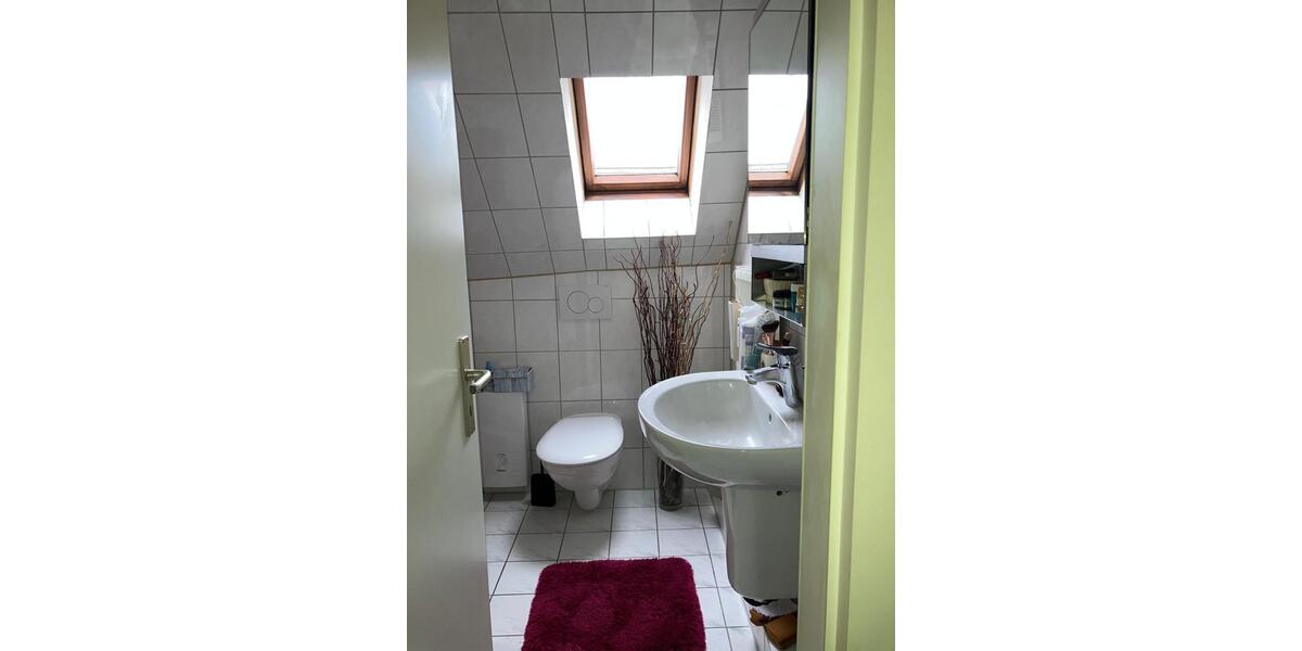 Dachgeschoßwohnung Köln Nippes - 2 Zimmer, 40 m&sup2;, 500&euro; | Angebot:26315040