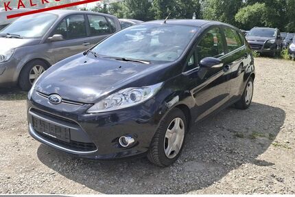 Ford Fiesta 74.371 km 4.885 &euro; Achern 77855