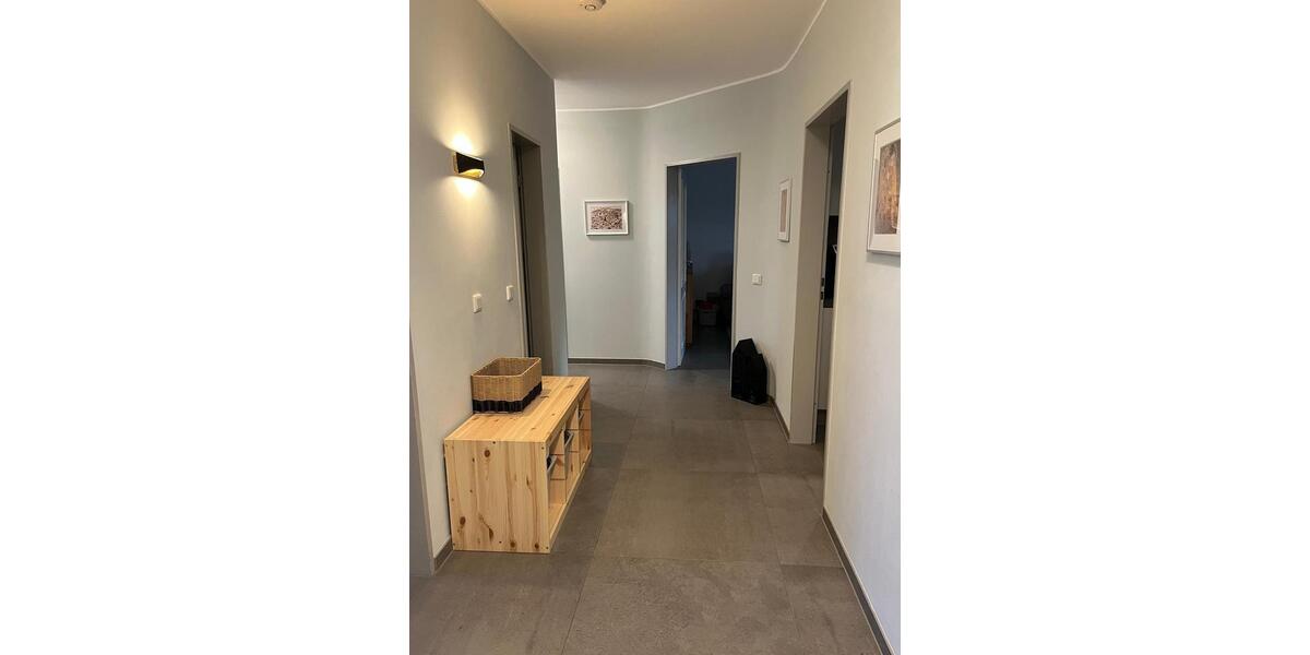 3-Zimmer-Eigentumswohnung mit Klimaanlage und großem Balkon 3 zimmer