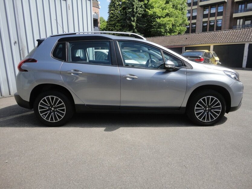 Peugeot 2008 Active 1,2 Klima SHZ PDC Allwetter 60.000 km 8.990 € Neuss 41462