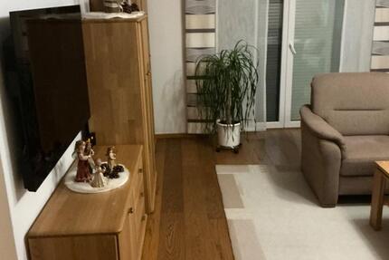 Schöne, neu renovierte 4-Zimmer-Whg. ab 1.3.2026, 93 qm für 790.- 4 zimmer