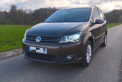 VW Touran 255.000 km 7.999 &euro; Bünde 32257