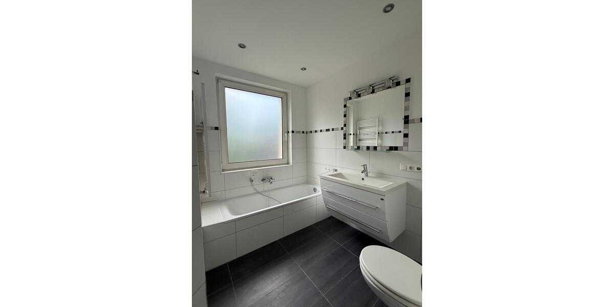 Etagenwohnung Gelnhausen - 3 Zimmer, 90 m&sup2;, 380.000&euro; | Angebot:27128392