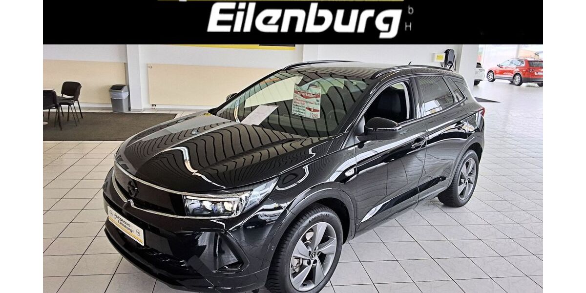 Opel Grandland (X) 9.900 km 25.980 &euro; Eilenburg 04838