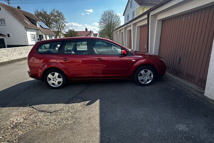 Ford Focus 172.000 km 2.390 &euro; Munderkingen 89597