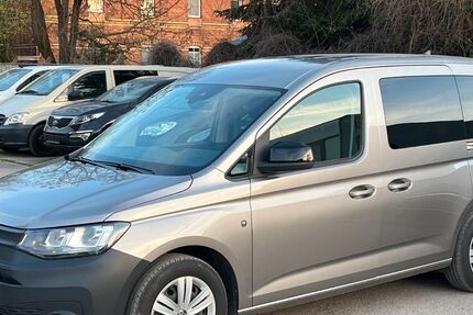 VW Caddy 150.960 km 16.659 &euro; Berlin 13127