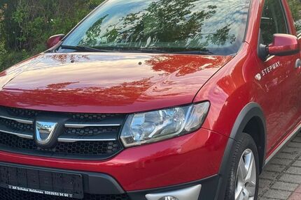 Dacia Sandero 185.000 km 4.190 &euro; Berlin 12051